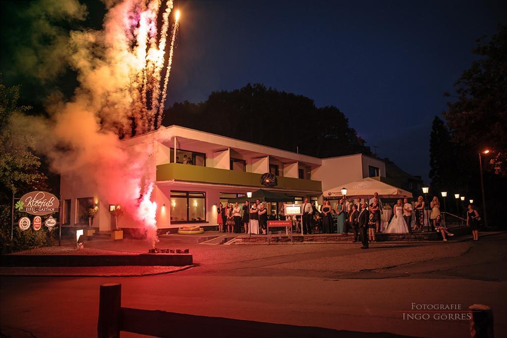 Eifel-Gasthof Kleefuss Kempenich Bagian luar foto